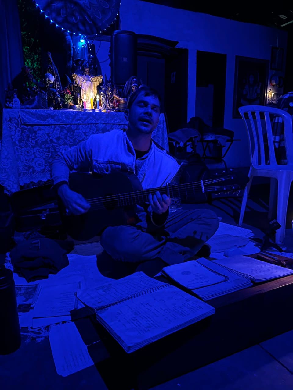 O RETORNO AO CENTRO - Uma vivência xamânica especial com condução musical de Canarim, pela primeira vez em Franca-SP, no Espaço Xamânico Rama & Sita. Um chamado ao reencontro com a essência, ao equilíbrio interior e à conexão profunda com o coração. — foto 3